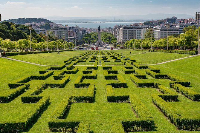 4 day Portugal & Fatima escorted tour from Madrid - Quick hits before you go
