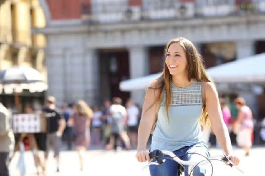 All Madrid: Private Electric Bike Tour around the city - Buen Retiro Park: monuments plus breathing room