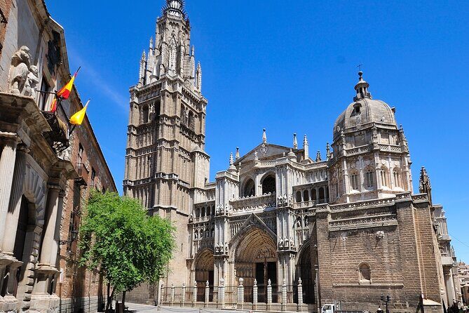 Andalusian Highlights: 6-Day Guided Tour from Madrid - Granada: Alhambra + Generalife in a timed block