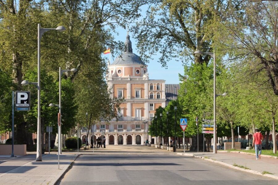 Aranjuez: City and Gardens Guided Walking Tour - How Aranjuez’s UNESCO cultural setting shapes the walk
