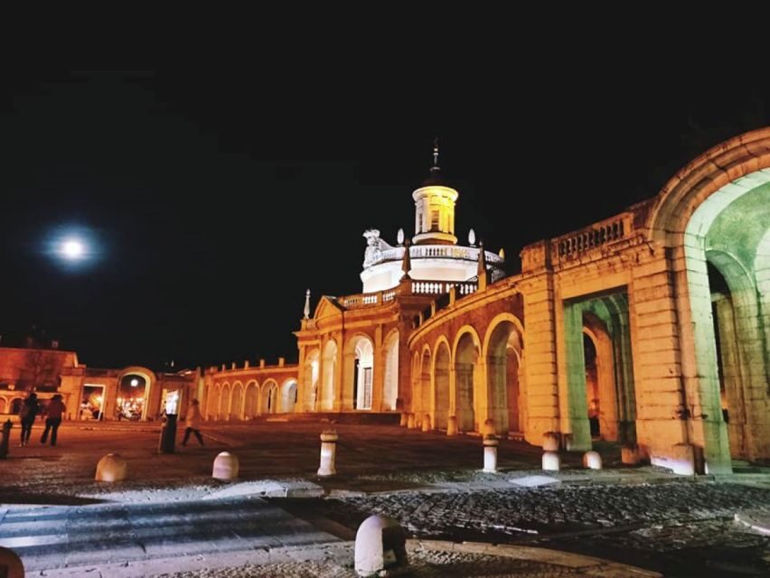 Aranjuez: Mystery and Legends Guided Nighttime Walking Tour - Garden Geometry: Tree-Lined Avenues and Occult Clues