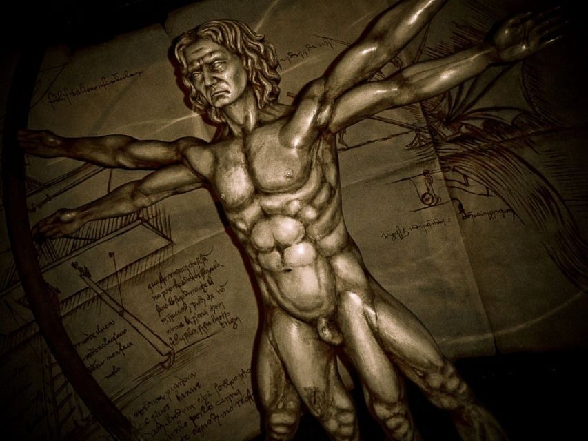 Aranjuez: Mystery and Legends Guided Nighttime Walking Tour - Fountain Stop Tour: Apollo, Hercules, Hydra, and the Thorn Child
