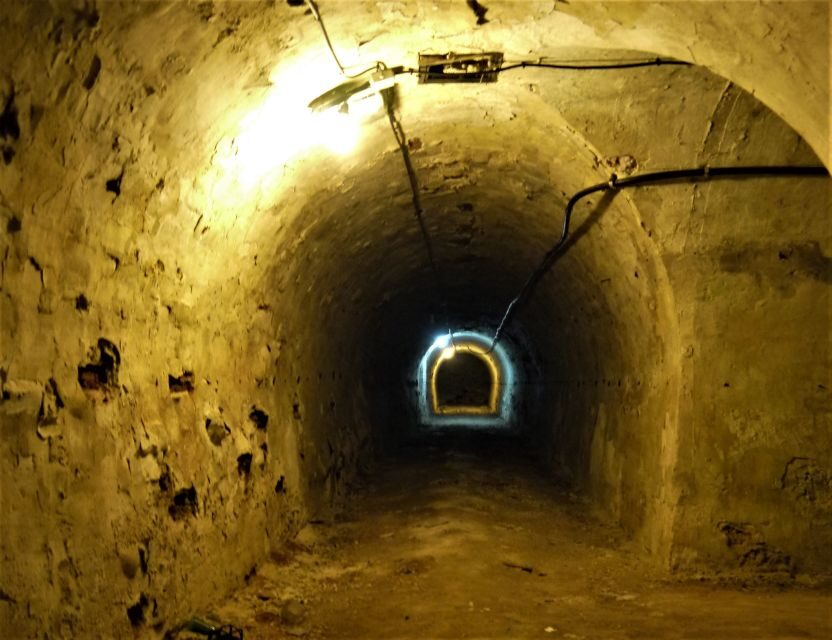 Aranjuez: Mystery and Legends Guided Nighttime Walking Tour - Who Should Choose This Night Walking Tour (and Who Might Skip It)