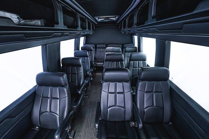 Arrival Private Transfer from MAD Airport to Madrid in a Minibus - Key things to know before you go