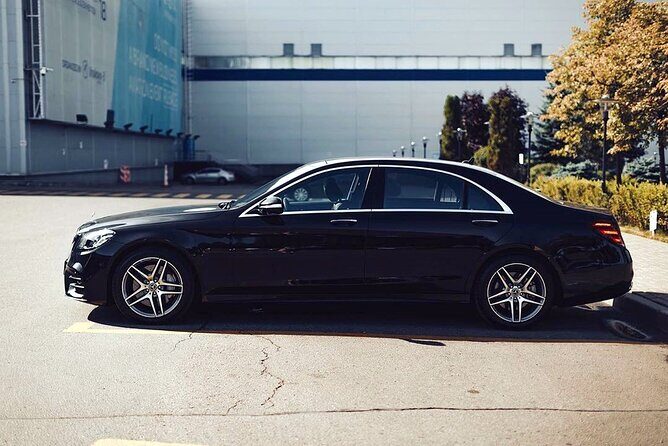 Arrival Transfer: Madrid Airport MAD to Madrid by Business Car - Key things to know before you go