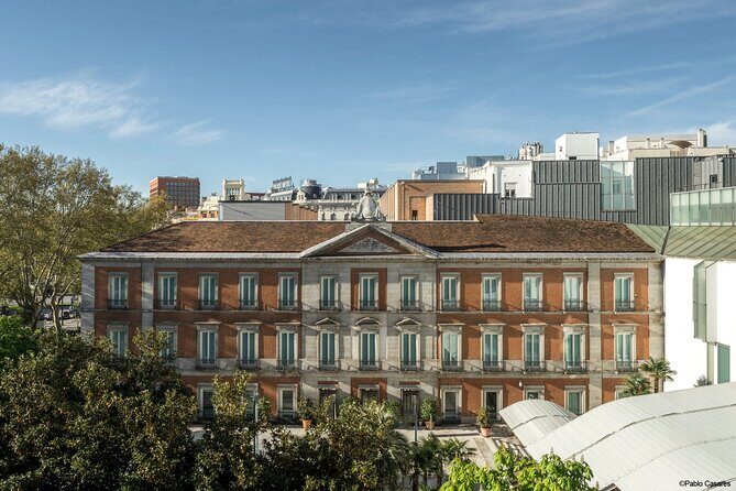 Art & Lunch Experience: Thyssen Museum Tour & Lunch - Real human guidance: helpful focus when the museum gets busy