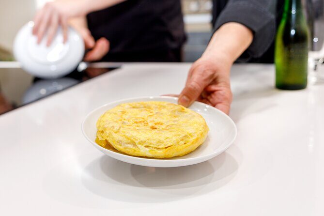 Authentic Tapas Cooking Class at a Private Local Eatery in Madrid - The Four Dishes You’ll Cook (and What You’ll Learn From Each)