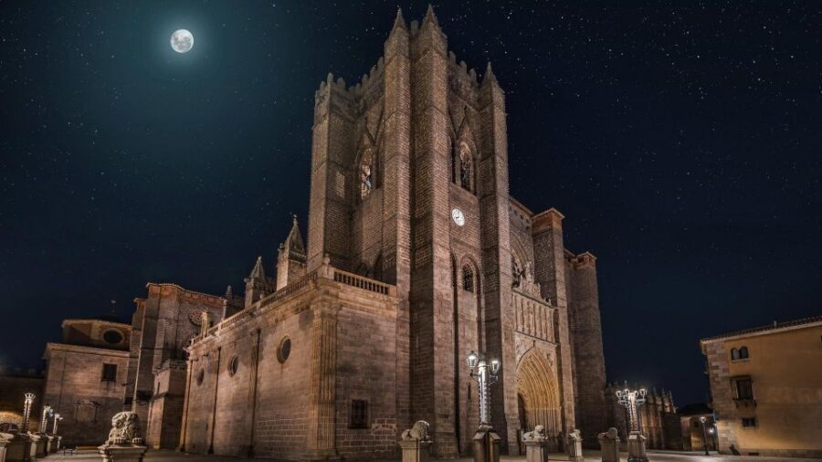 Avila: Cathedral Entry Ticket with Audio Guide - From city walls to the nave: the entry moment you’ll remember