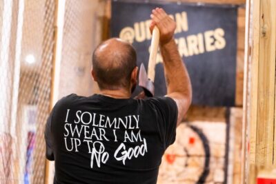 Axe Throwing 1 hour session - Where to meet on Calle de las Delicias
