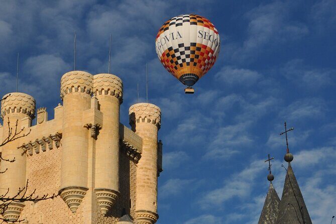 Balloon ride in Segovia with optional transportation from Madrid - The 1-hour flight: what you’ll actually spot from above