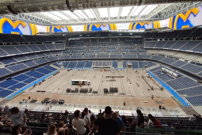 Bernabéu Stadium Guided Tour With Optional Megafan Upgrade - The Bernabéu Museum: Where Trophies Become Stories