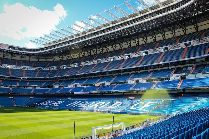 Bernabéu Stadium Guided Tour With Optional Megafan Upgrade - Meeting at Chamartín and the Two-Hour Rhythm