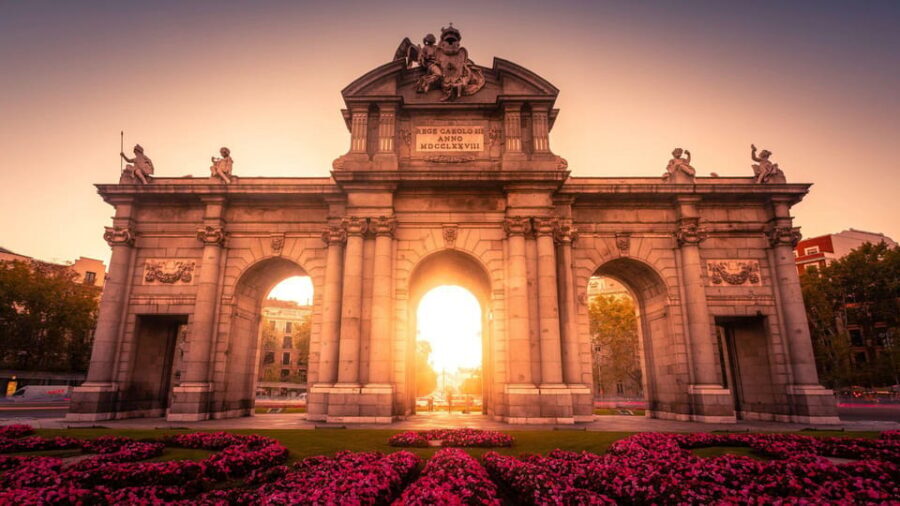 Best of Madrid: Private Walking Tour with a Local - Key points to know before you book