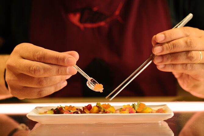 Bluefin Tuna tasting in the most Prestigious Market of Spain - The 1-hour tasting menu: tartar, sashimi, wakame, and the tuna’s parts