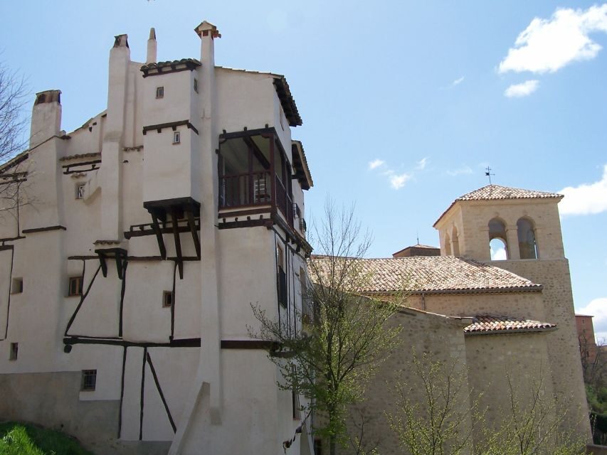 Cuenca: Medieval Old Town - The story of the 1500s apartments: vertical life at 12 stories