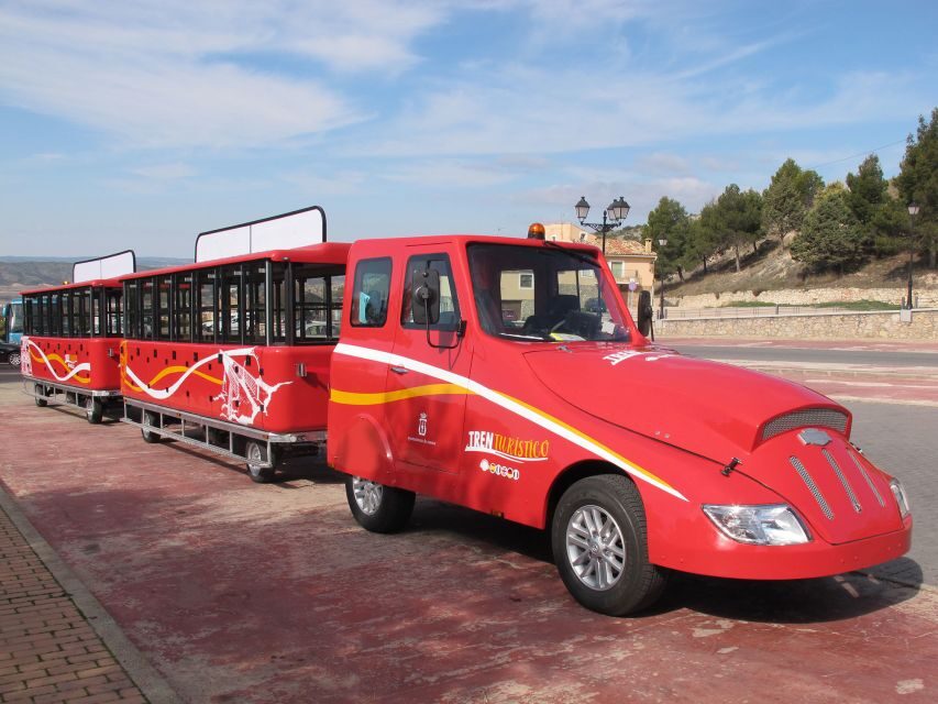 Cuenca: Tourist Train Tour - San Julián Park and Cuenca Cathedral: what you’re really scouting