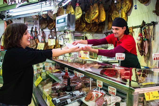 De Mercados: A Neighborhood Market and Food Tour - Mercado Barcelo: Market-Style Eating That Feels Like Madrid