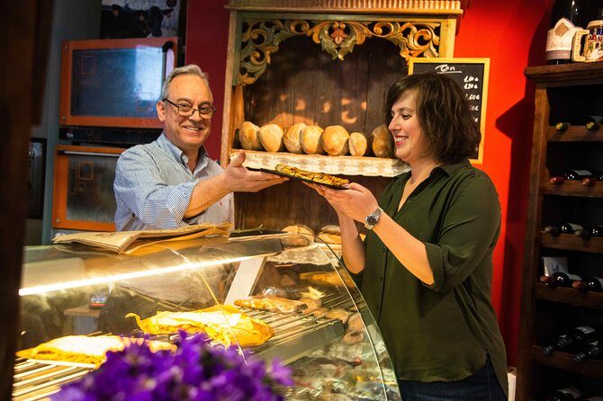 De Mercados: A Neighborhood Market and Food Tour - Plaza de San Ildefonso: A Short Stop With Big Neighborhood Context