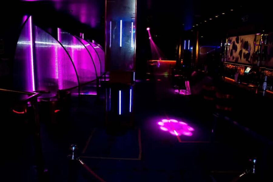 Disco night at Samsara, calle de la Cruz, 7, Madrid - What your $18 ticket gets you: entry plus one drink
