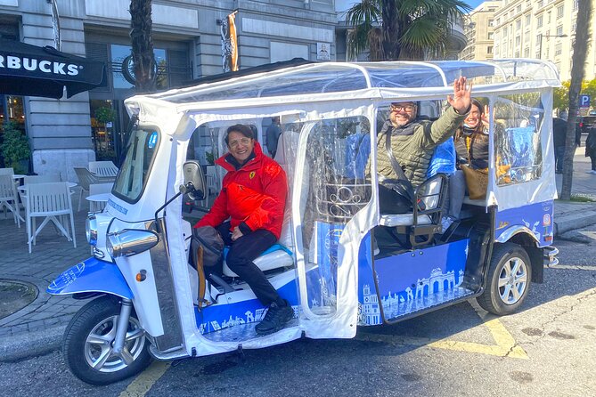 Eco Friendly Tuk Tuk Experience with the Local in Madrid - Typical Spanish music and a guide who can adjust on the fly