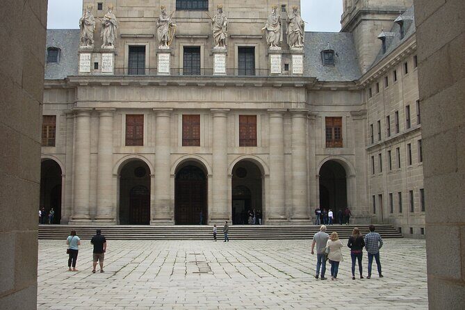 El Escorial and Valley of the Fallen Half Day Trip from Madrid - Meeting point, timing, and how the day flows