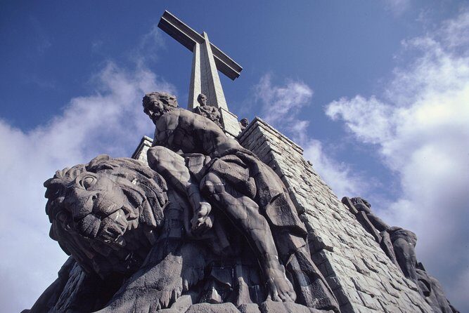 El Escorial and Valley of the Fallen Private Tour - Walking Plan: How to Pace Yourself for Both Sites