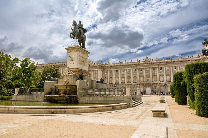 Escape the Inquisition in Madrid Exploration Game - Your route through Madrid: from Calle de San Bernardo to Calle de la Ventosa