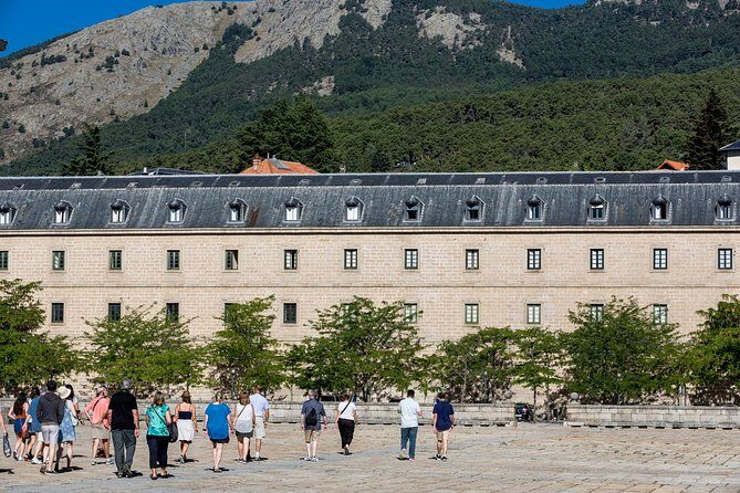 Escorial Monastery and the Valley of the Fallen from Madrid - Overcrowding and Group Size: Expect a Busy Monument Day