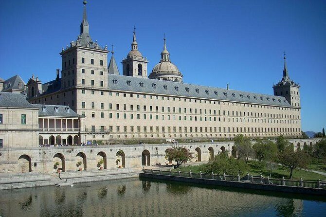 Escorial Monastery and the Valley of the Fallen Tour from Madrid - Stop 1: The Valley of the Fallen and its difficult context