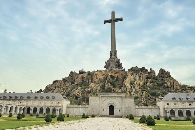Escorial Monastery and Toledo Afternoon Tour - Timing, Shopping, and Lunch: Where the Day Can Feel Rushed