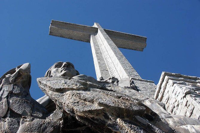 Escorial & Valley and Segovia from Madrid - El Escorial: the royal monastery you can’t skim