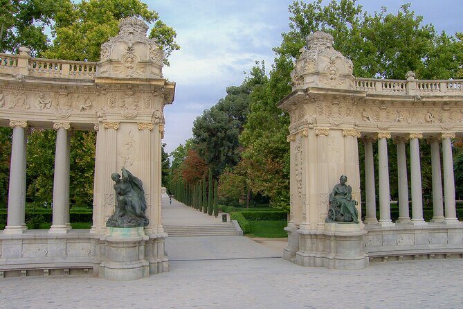 Essential Madrid: Private Walking tour - Spanish Politics to Literary Madrid: Congress and Cervantes House Stops