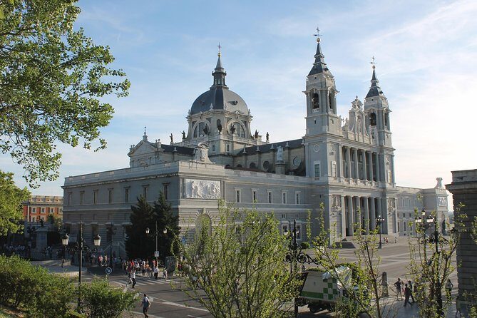 Essential Madrid: Walking Tour - Key Highlights You’ll Actually Notice
