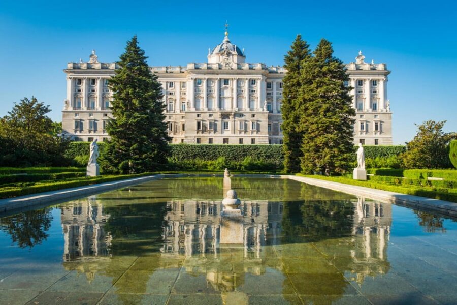 Essential Madrid: Walking Tour of the Historic Center - Why this 2-hour historic-center walk feels worth it