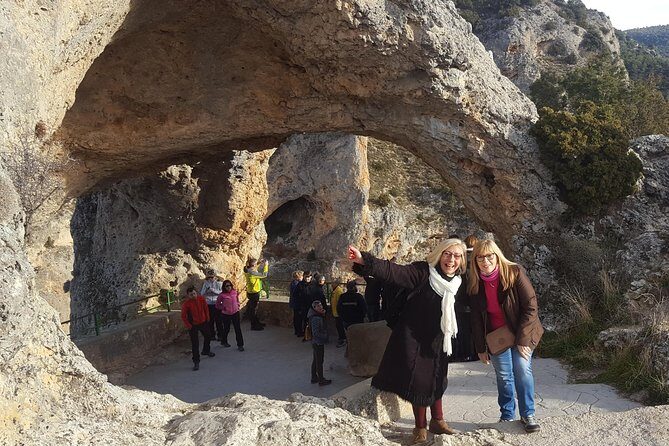 Excursion to Enchanted City and Ventano del Diablo - Entering Ciudad Encantada in Real Time (Not Just From Photos)