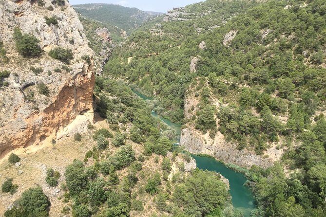 Excursion to the Enchanted City - Ventano del Diablo: a 30-minute viewpoint near Cuenca