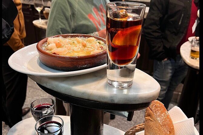 Experience Private Tapas and Wine Tour in Madrid - A tapas crawl built around Madrid’s key squares
