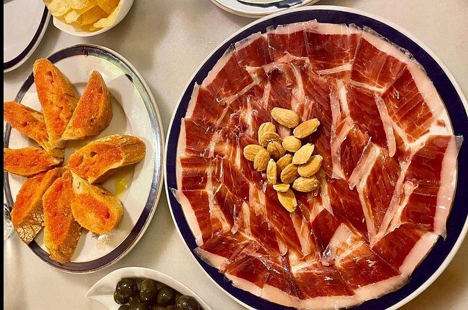 Experience Private Tapas and Wine Tour in Madrid - Asturian cider and Galician white: salty-flower wine pairings