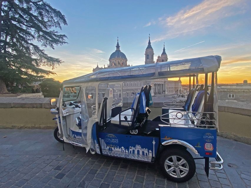 Explore Madrid’s Top Sights on an Electric Tuk-Tuk Tour - Madrid de los Austrias: the old-city streets you can actually enjoy