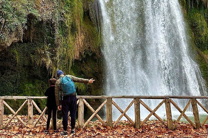 Explore the Stone Monastery and the Kingdom of Aragon from Madrid - The meeting point and the ride out: easy start, no hotel pickup