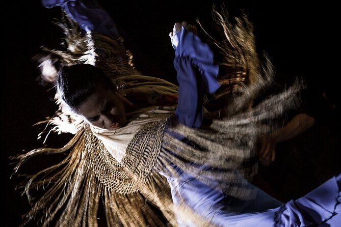 Flamenco Show at Café Ziryab: Madrid - Your 1-hour show: guitar, singer, and close-up footwork