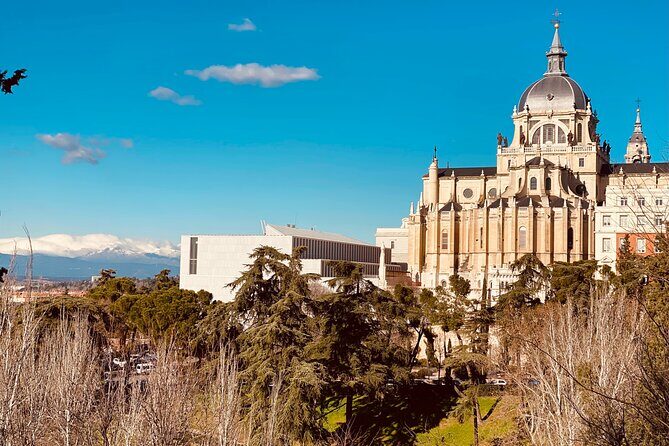 Flamenco show & tasting Tapas with panoramic views in Madrid - The tapas and wine window with panoramic views