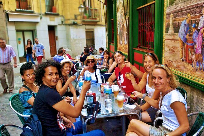 Flavours & Flamenco in Madrid Experience + Pub Crawl - The pub crawl route: 3–4 bars, shots included, and a real rhythm