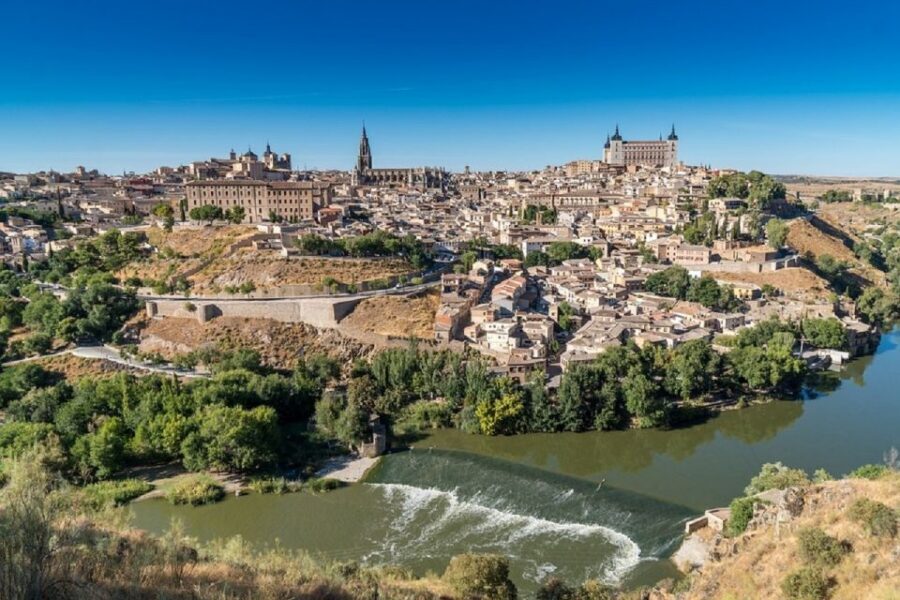 From Madrid: Day-Trip to Segovia, Avila & Toledo - Segovia first: Roman aqueduct, cathedral, and the Alcázar