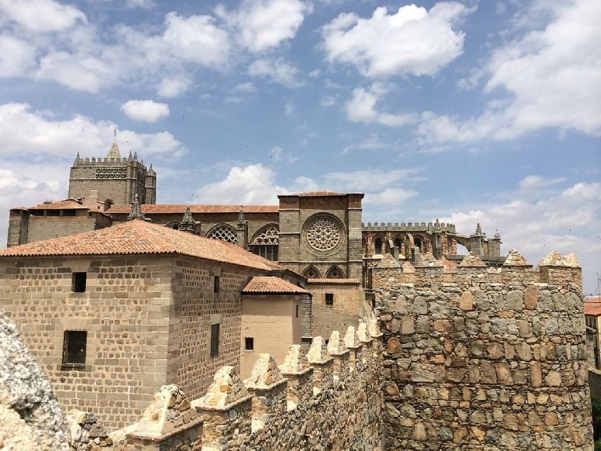 From Madrid: Day-Trip to Segovia, Avila & Toledo - Ávila second: medieval walls and the right way to use your free time