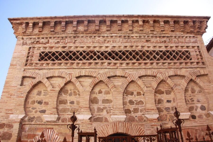 From Madrid: Day Trip to Toledo with Local Guide - Practical Tips for Toledo’s Cobblestones and Hills