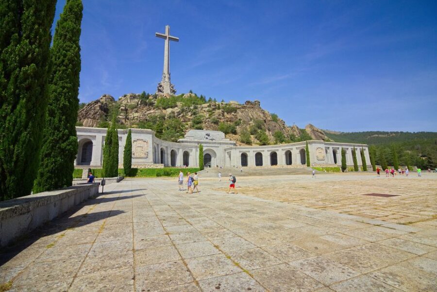 From Madrid: El Escorial and Valley's Basilica Half Day Tour - Key tour takeaways