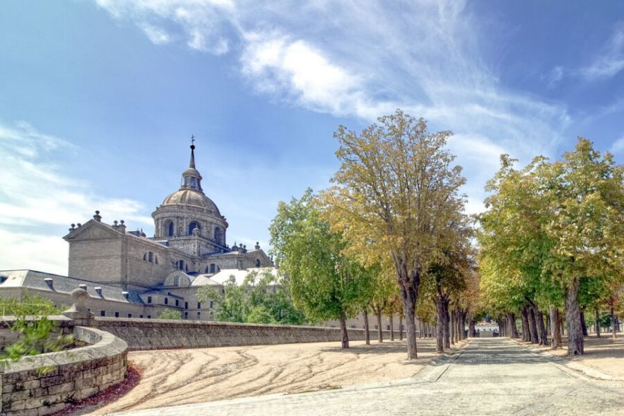 From Madrid: El Escorial and Valley's Basilica Half Day Tour - Why El Escorial and the Valley of the Fallen fit a Madrid half day
