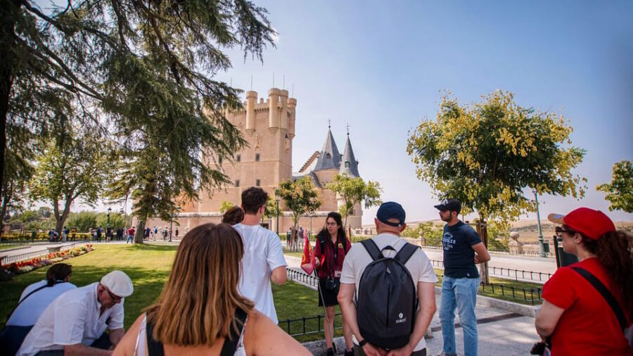 From Madrid: Guided Day Trip to Segovia, optional Alcázar - Should You Book This Segovia Day Trip?