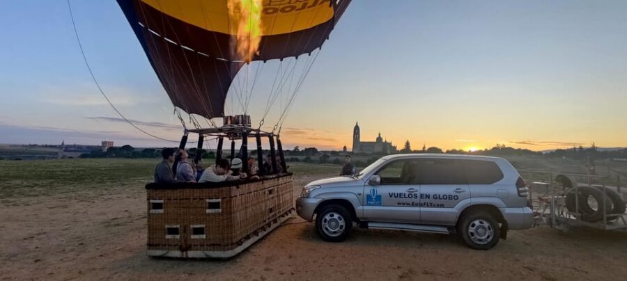 From Madrid: Hot Air Balloon over Segovia with Transfer - The return to Madrid Centro: plan to be done, or stay in Segovia
